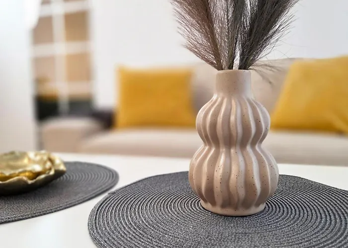 公寓 Ivy Luxury - Self Check-in 247 - Garden - Near Airport & Us Embassy - Baneasa Mall *