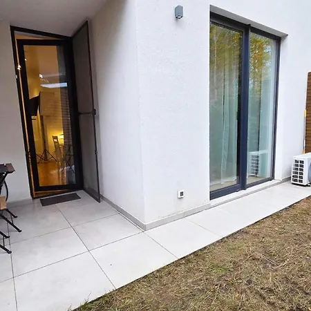דירה Ivy Luxury - Self Check-in 247 - Garden - Near Airport & Us Embassy - Baneasa Mall *